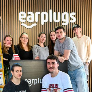 🎉 Ez a hét nálunk az ünneplés jegyében telik! Dima – aki az egész bulit elindította – születésnapot ünnepelt.😁 🎉 És Radim...